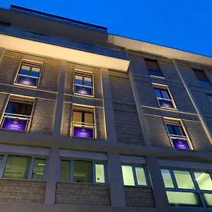 https://marmur-luxury-room.lecce-hotels.com