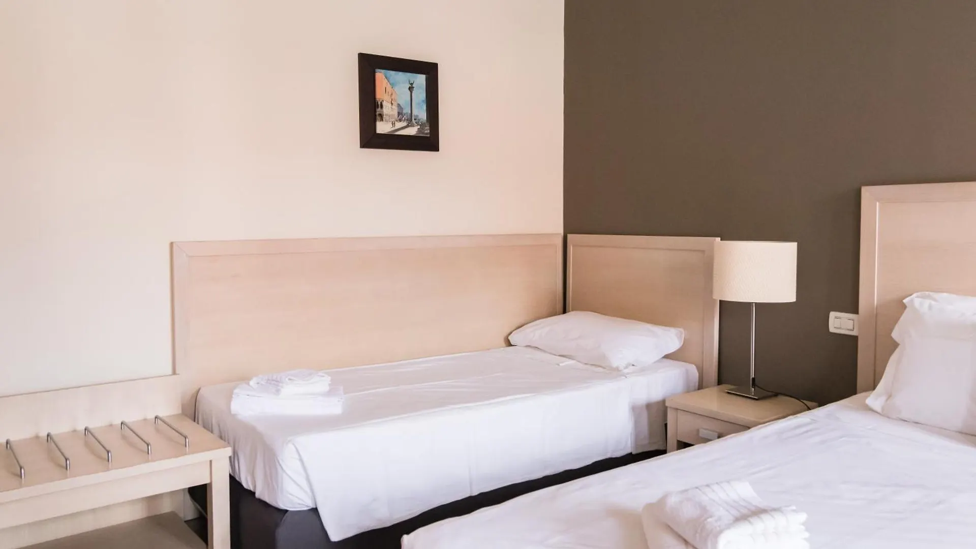 Casanova Ai Tolentini Hotel Veneza 2*,