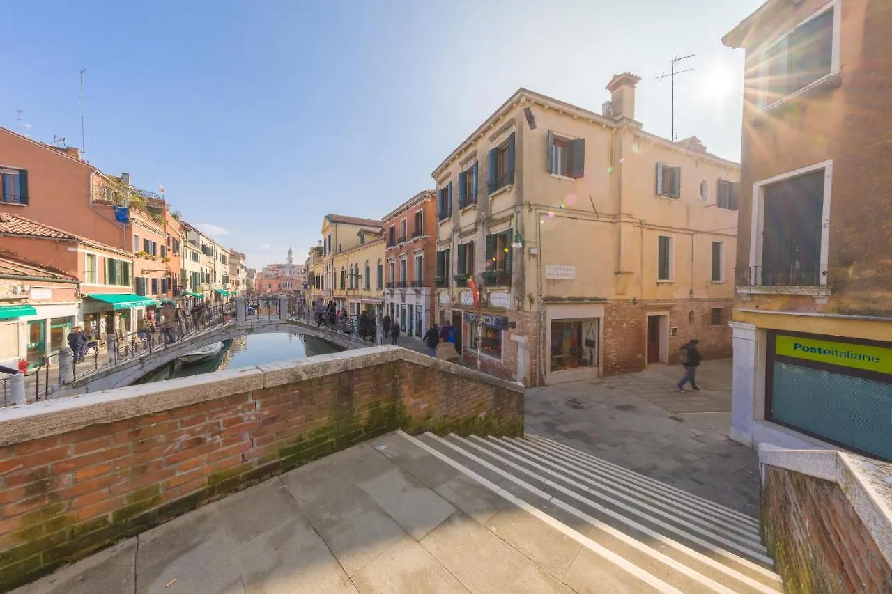 Casanova Ai Tolentini Hotel Veneza Casa de hóspedes