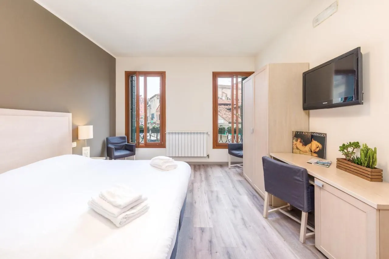 Casanova Ai Tolentini Hotel Venice 2*,  Italy